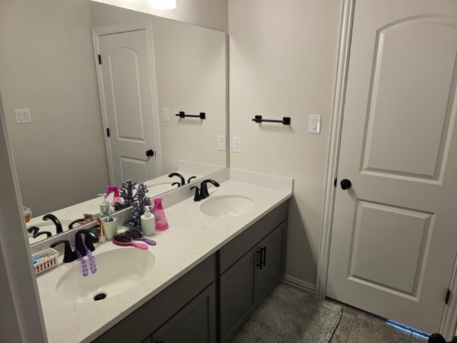 Photo - 8024 Trail Grant House