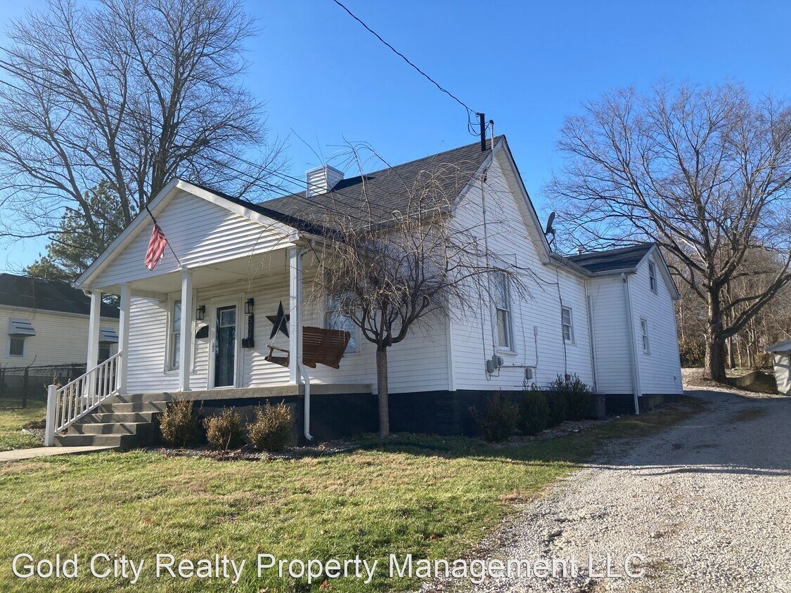 3 br, 1 bath House 508 N. Main Street House Rental in Elizabethtown