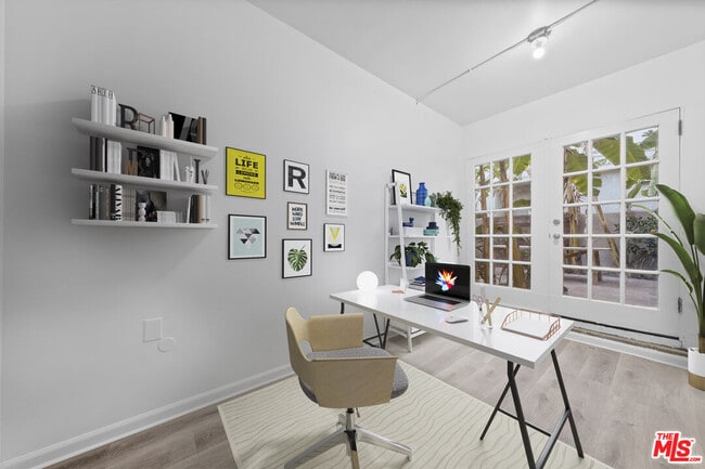 Building Photo - 6067 Lexington Ave