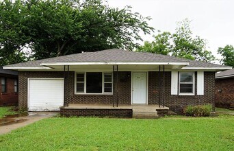Building Photo - 1945 Sheffield Rd