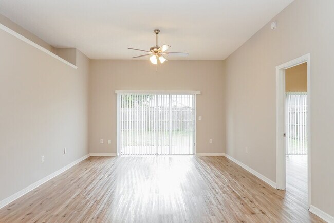 Building Photo - 11860 Shotgate Ct