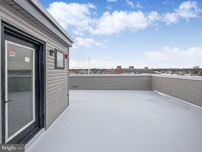 Foto del edificio - 3017 Ridge Ave