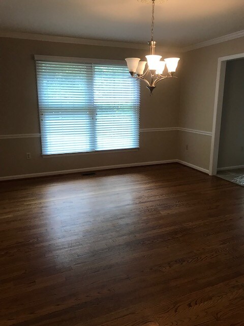 Foto del edificio - 13 Brookridge Ln