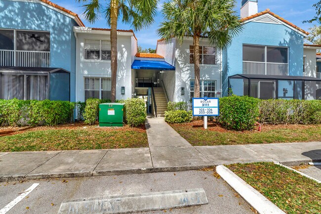 Foto del edificio - 3111 Clint Moore Rd