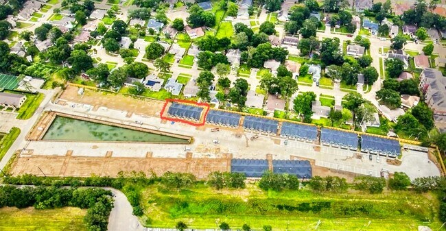 Foto del edificio - 10317 Lake Rd