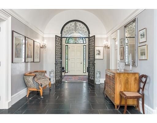 Foto del edificio - 582 Blue Hill Avenue