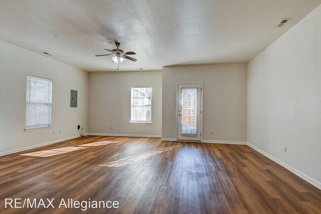 Building Photo - 4 br, 2.5 bath House - 5563 NEW COLONY DRIVE
