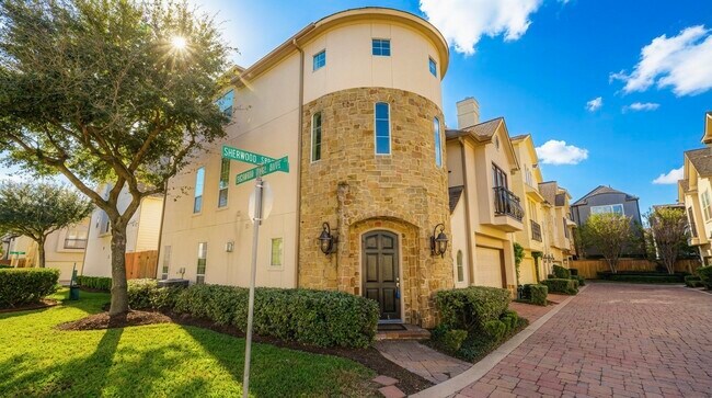 Foto del edificio - 1314 Sherwood Springs Ln
