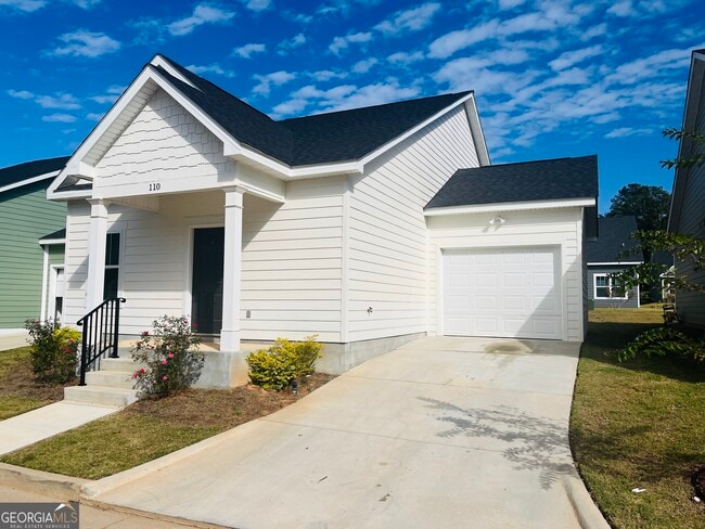 Building Photo - 110 Lenox Cir