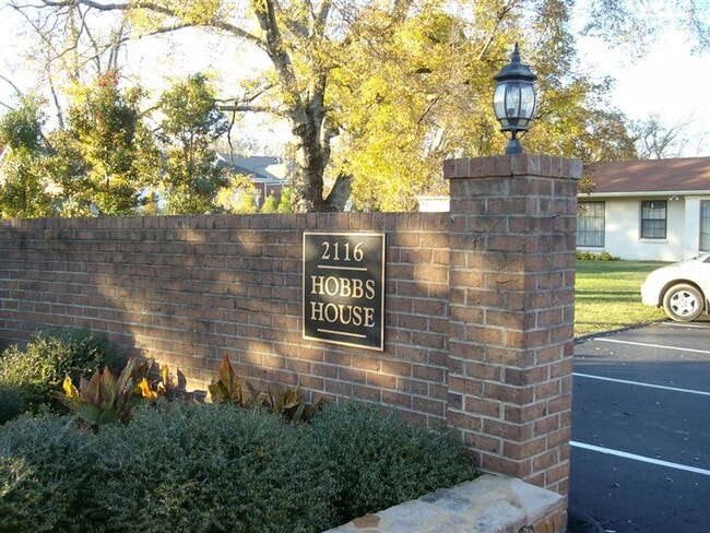 Single level Condo in Green Hills - Single level Condo in Green Hills