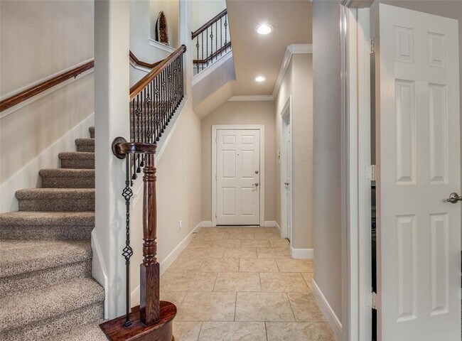 Building Photo - 22 Islewood Blvd