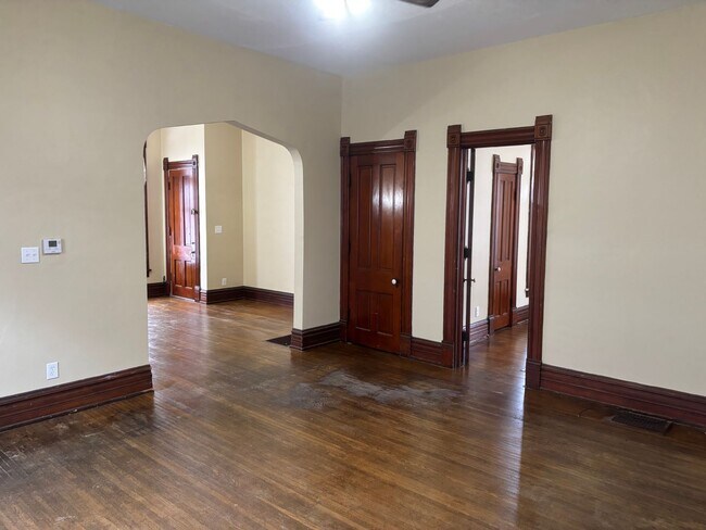 Foto del edificio - 420 Platt St