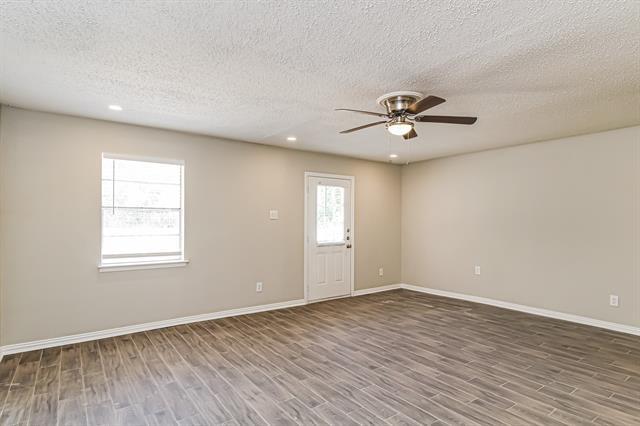 Foto del edificio - 3025 Montclair Pl