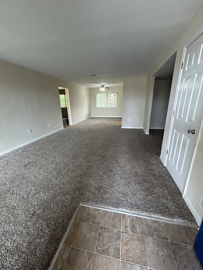 Interior Photo - Summit Crest