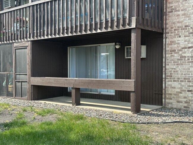 Building Photo - 4207 Lakeside Ave N