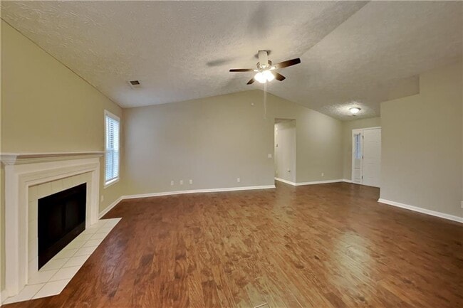 Foto del edificio - 3587 Plum Creek Trail NW