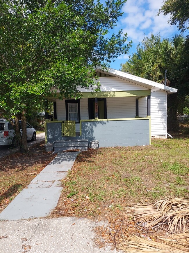 Photo - 3716 N 35th St House