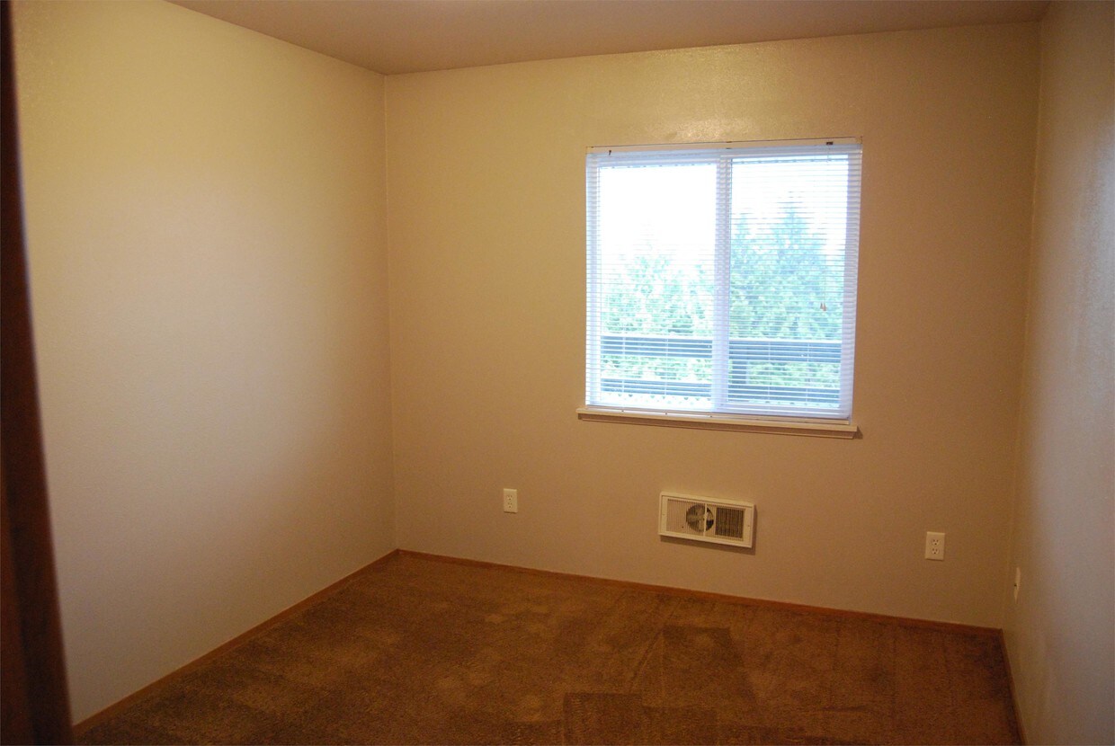 Primary Photo - 2232 12th St