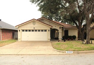 Building Photo - 8408 Crystal Ln