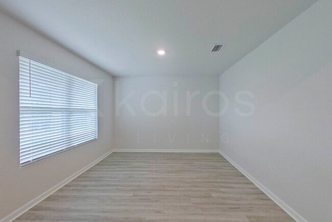 Building Photo - 412 Monarch Ln