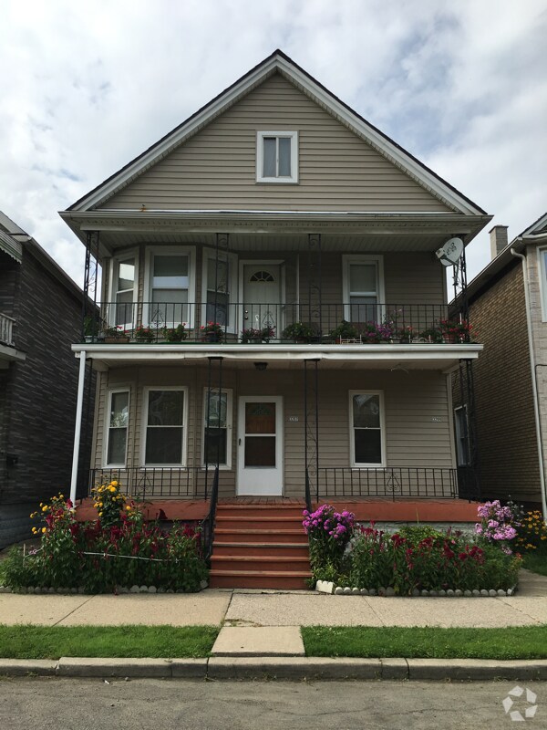 Apartments For Rent in Hamtramck MI with Utilities Included 2 Rentals