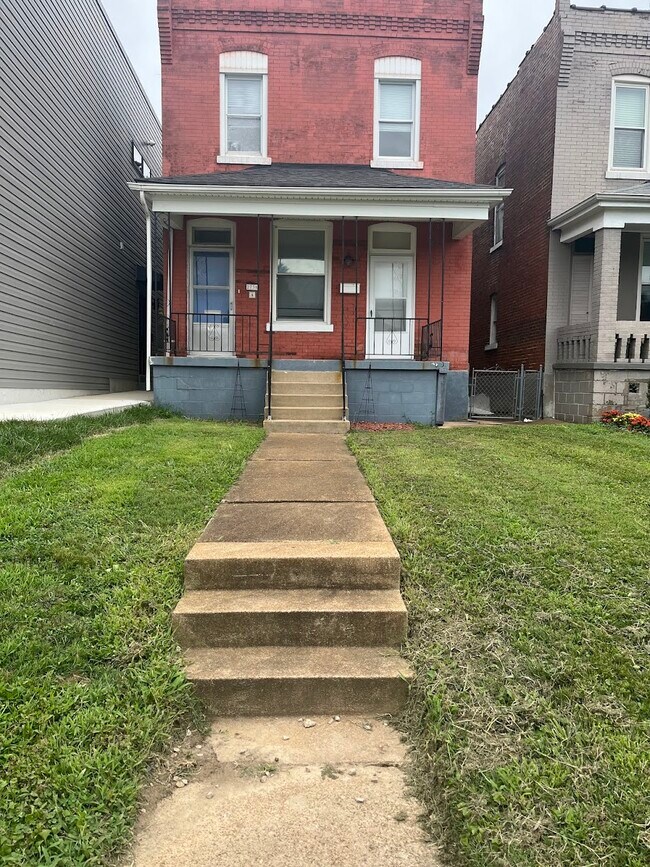 Foto del edificio - 2736 59th St