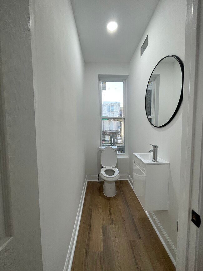 Foto del edificio - 5317 W Berks St