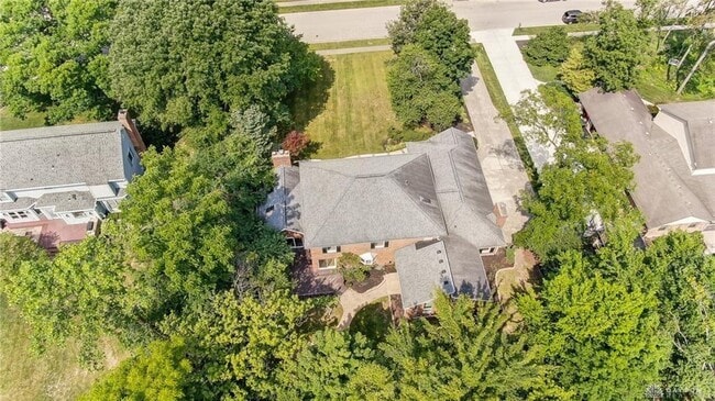 Building Photo - 9548 Meadow Woods Ln