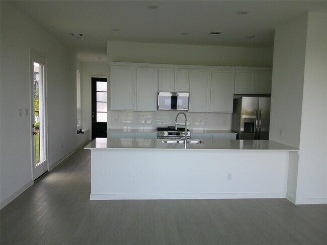 Building Photo - 12715 Dog Canyon Trl
