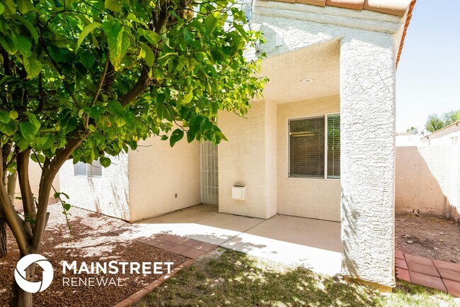 Foto del edificio - 7616 Picnic St