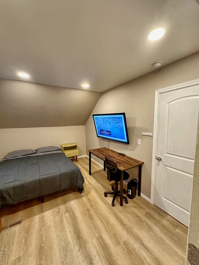 Foto del edificio - 614 Jamesville Ave