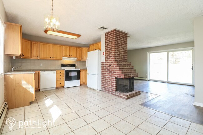 Foto del edificio - 174 Thornridge Dr, Levittown, PA, 19054
