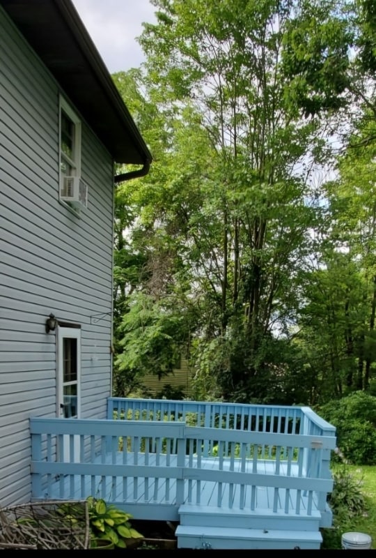 Foto del edificio - 717 Squires Ave