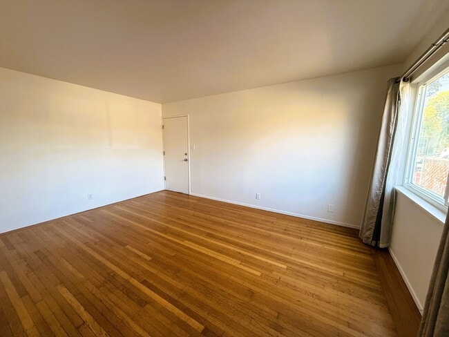 Building Photo - 3420-3426 Carlson Blvd