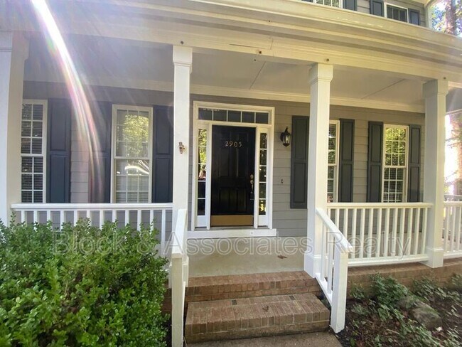 Building Photo - 2905 Whitehart Ln