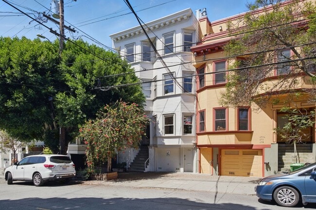 Building Photo - 478 Sanchez St