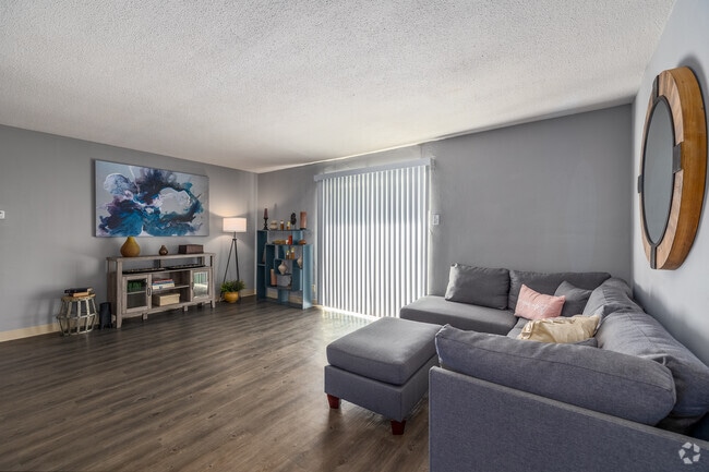 Magnolia - Living Area - ReNew Manchester