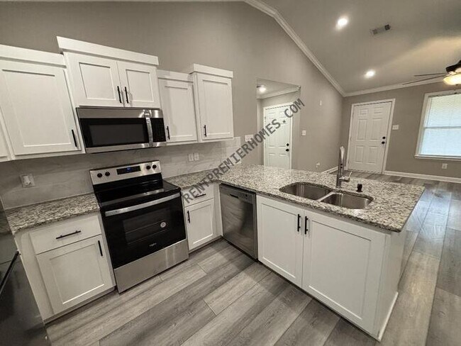 Foto del edificio - 54 Birchwood Drive