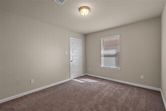 Building Photo - 4808 Ladona Ct