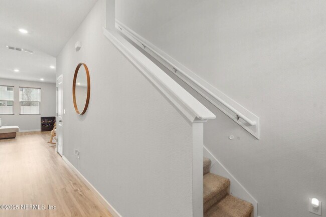 Foto del edificio - 14753 Cashew Ave