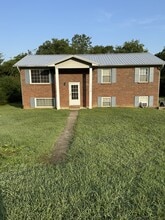 Building Photo - 1710 Greendale Dr NE