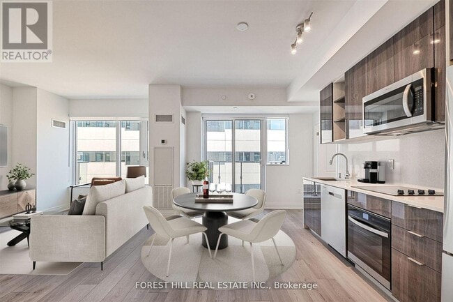 Photo du bâtiment - 543 Richmond St W