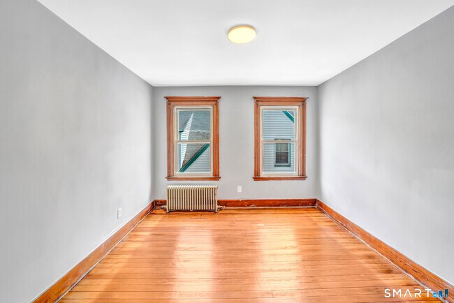 Foto del edificio - 114 Buckingham St