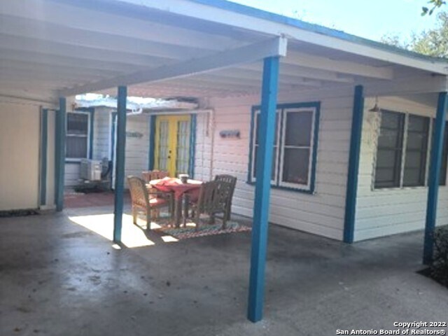 Foto del edificio - 305 N 4th St