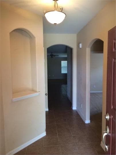 Building Photo - 1098 Giberson Way
