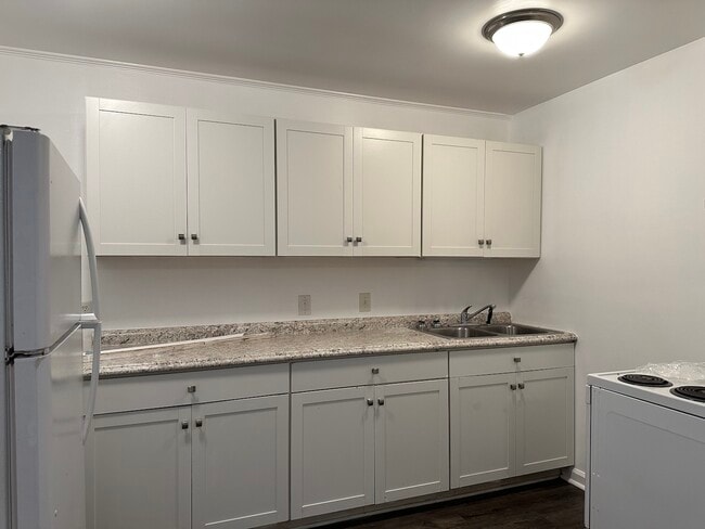 Building Photo - 3214 Starlight Dr