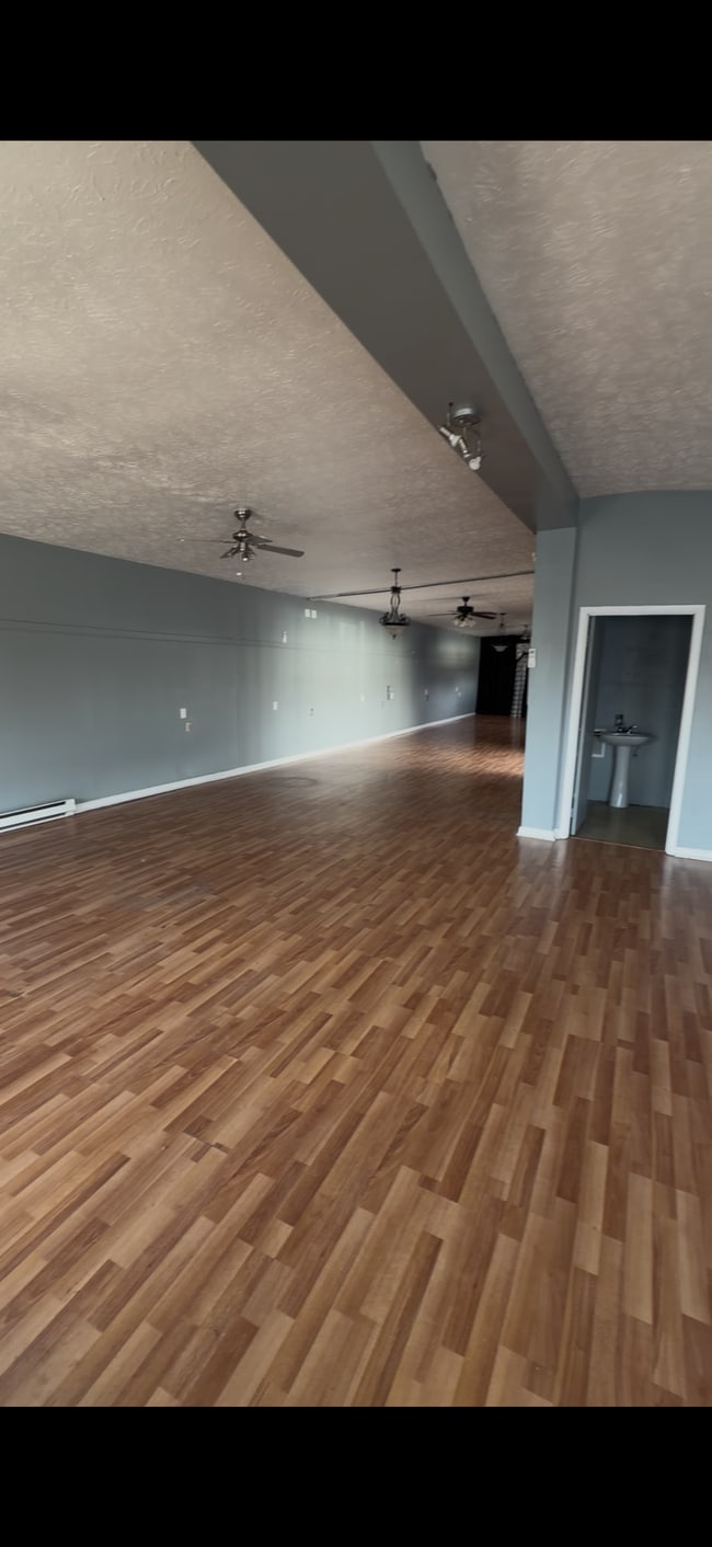 Building Photo - 506 Ford St