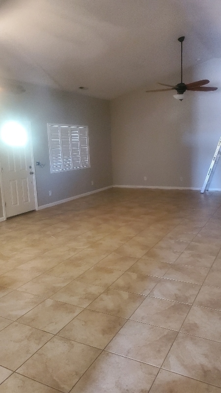 Building Photo - 9754 Laredo Dr