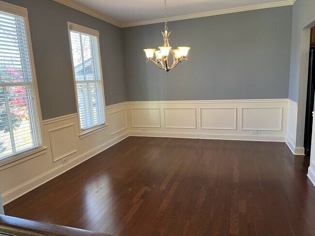 Comida - 424 Fieldview Way