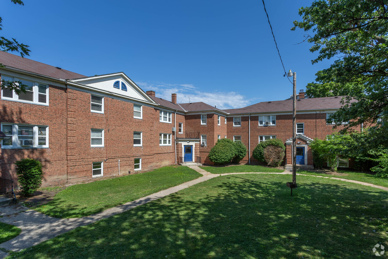 Primary Photo - Villa View Apartments